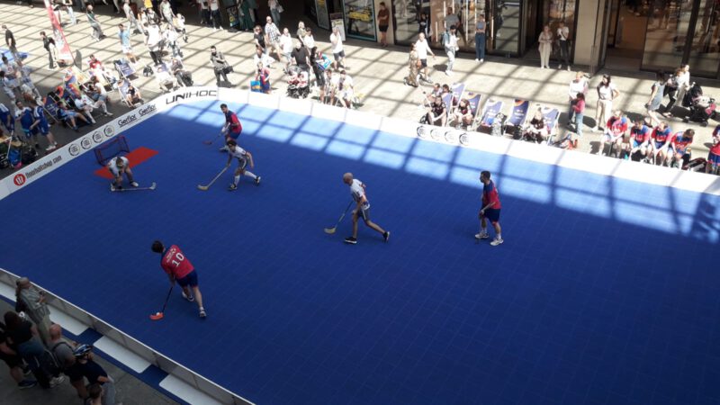Rainbow Unbelievable – Platz 2 für Rapid beim Streetfloorball in Berlin