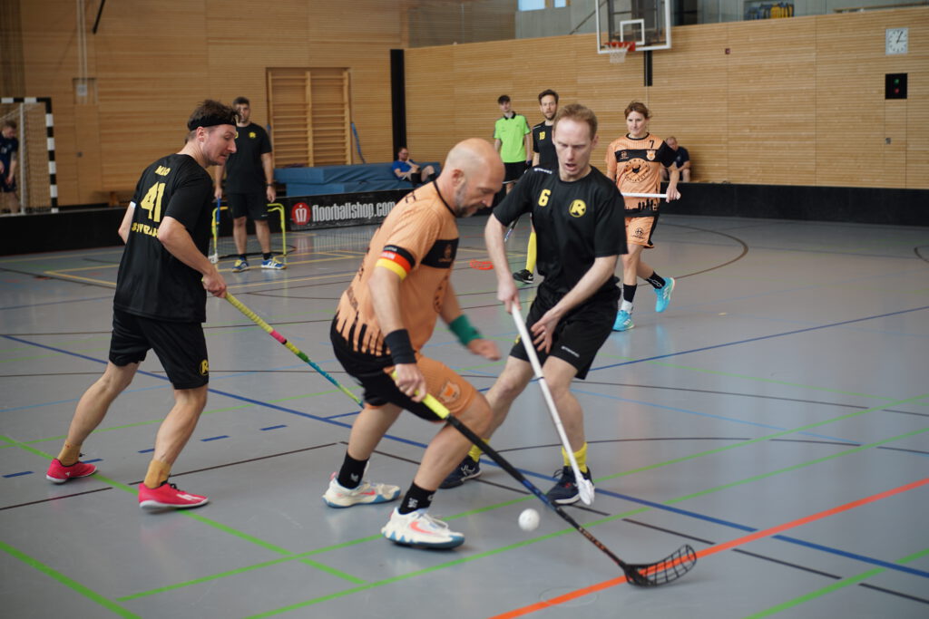 Broilers und Rapid Berlin im Floorball-Duell